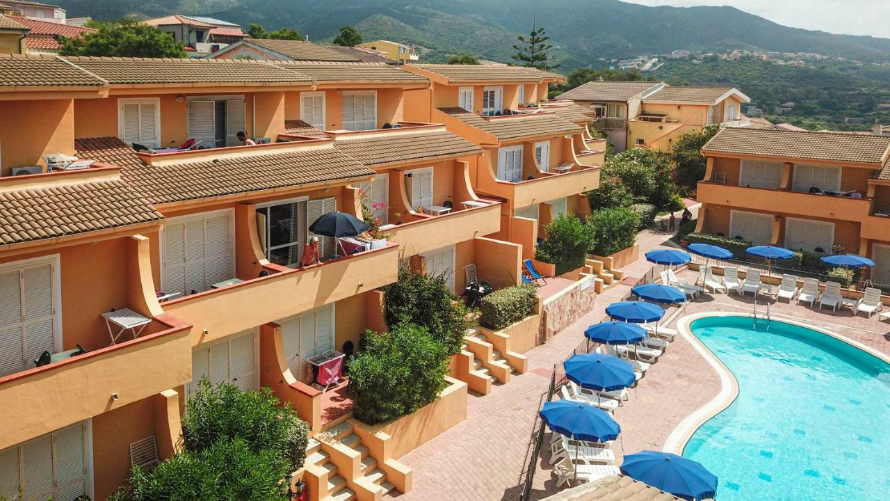 Residence Le Onde Бадеси Экстерьер фото